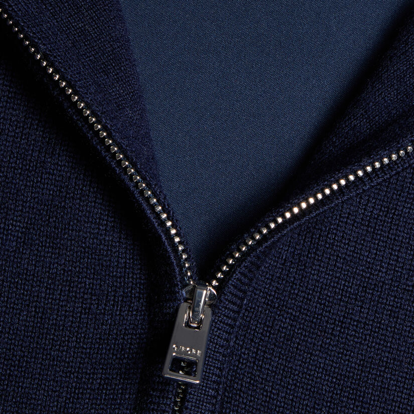 WIND BREAKER MERINO WOOL QUARTER ZIP GILET image number 6