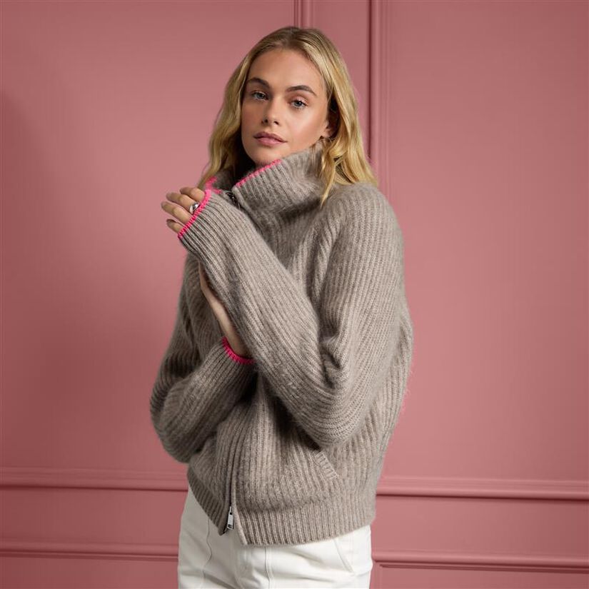 FUNNEL NECK BRUSHED CASHMERE FULL ZIP JUMPER image number 2